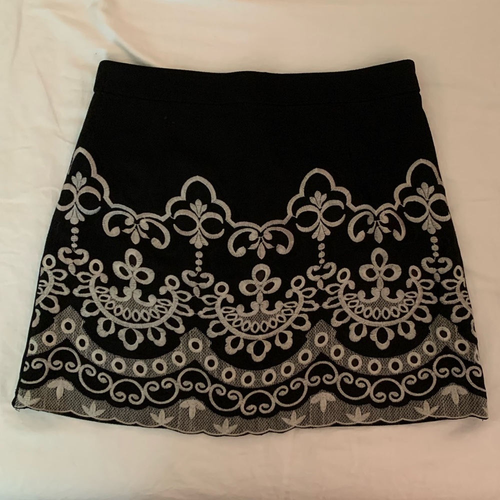Forever 21 Black Pattern Skirt